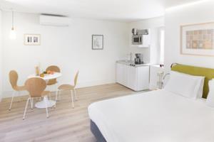 Lisbon Serviced Apartments - Ascensor Da Bica Ngoại thất bức ảnh