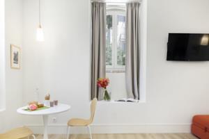 Lisbon Serviced Apartments - Ascensor Da Bica Ngoại thất bức ảnh